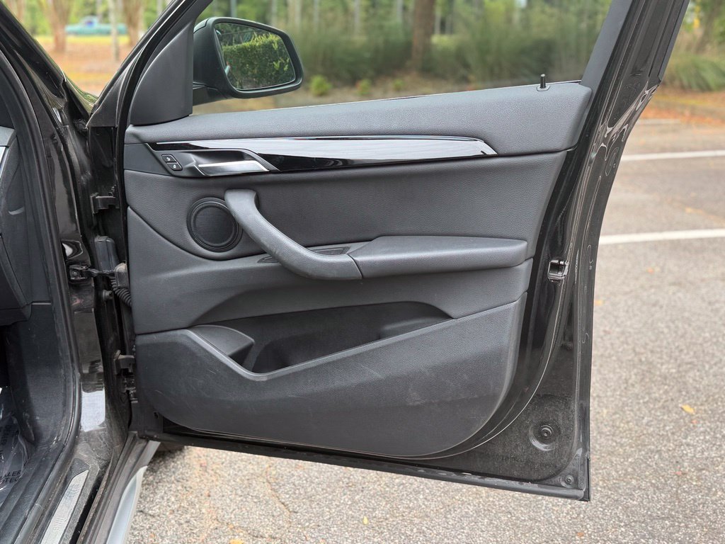 Used 2021 BMW X1 sDrive28i w/ Convenience Package FWD image 14