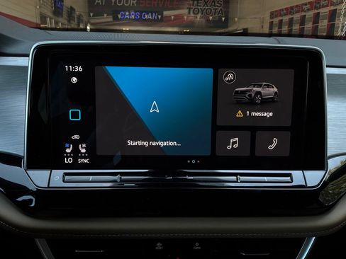 Used 2026 Volkswagen Atlas Cross Sport SE FWD image 30