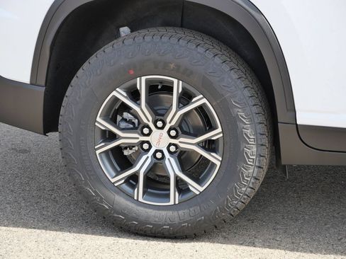 New 2026 GMC Acadia AT4 w/ Luxury Package AWD/4WD image 25