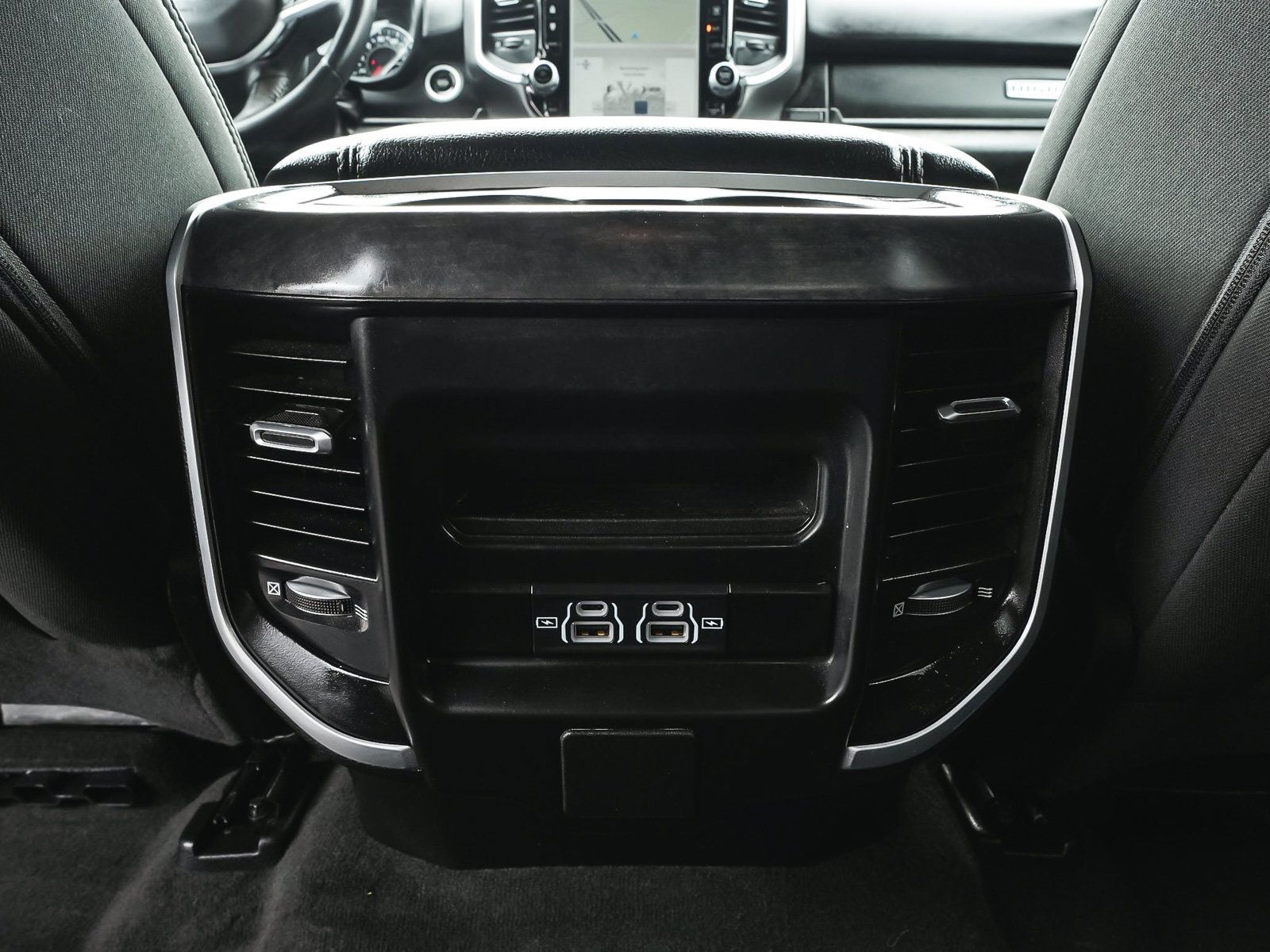 Used 2023 RAM 1500 Big Horn AWD/4WD image 36