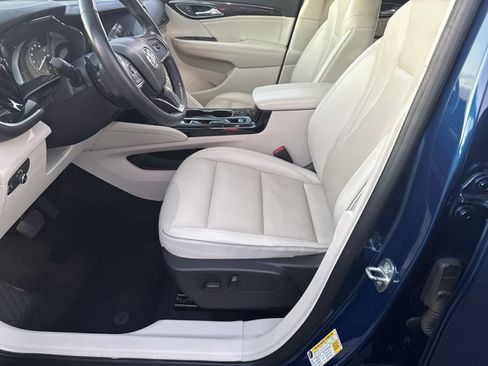 Used 2022 Buick Envision Essence w/ Safety Package image 10