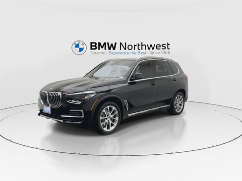 Used 2023 BMW X5 xDrive40i w/ Climate Comfort Package image 9