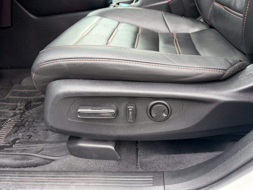 Used 2023 Honda CR-V Sport Touring image 14