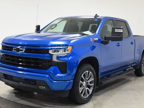 Used 2022 Chevrolet Silverado 1500 RST AWD/4WD image 9