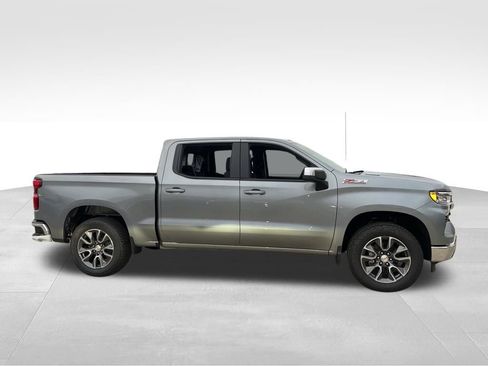 New 2025 Chevrolet Silverado 1500 LT w/ Z71 Off-Road Package image 4