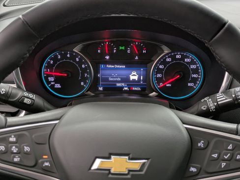 Used 2023 Chevrolet Equinox LT w/ Driver Convenience Package image 22