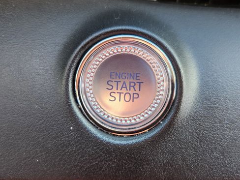 Used 2023 Genesis GV70 2.5T w/ Select Package image 40