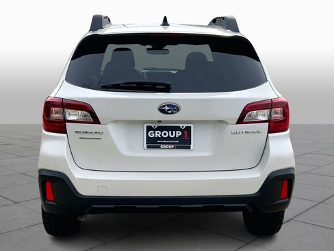 Used 2019 Subaru Outback 2.5i Premium image 5