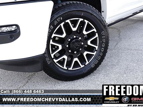 Used 2025 RAM 2500 Limited AWD/4WD image 46