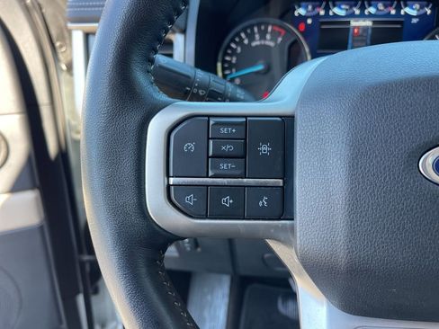 Certified 2023 Ford Expedition Max XLT image 17