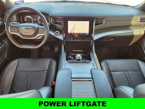 Used 2024 Jeep Wagoneer Series II image 25