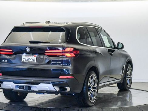 Used 2026 BMW X5 sDrive40i w/ Premium Package image 5
