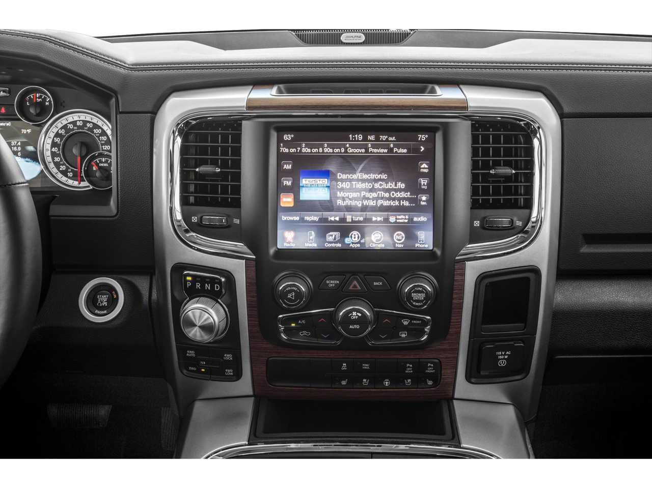 Used 2015 RAM 1500 Laramie AWD/4WD image 7