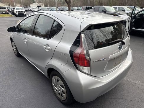 Used 2016 Toyota Prius C Four image 14