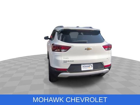 Certified 2025 Chevrolet TrailBlazer LT w/ Convenience Package AWD/4WD image 7