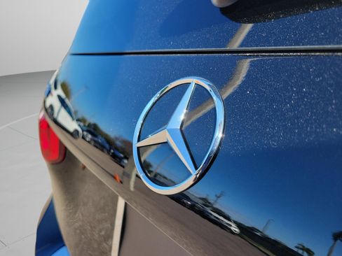Certified 2025 Mercedes-Benz GLB 250 image 29