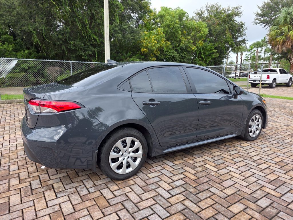 Used 2026 Toyota Corolla LE FWD image 11