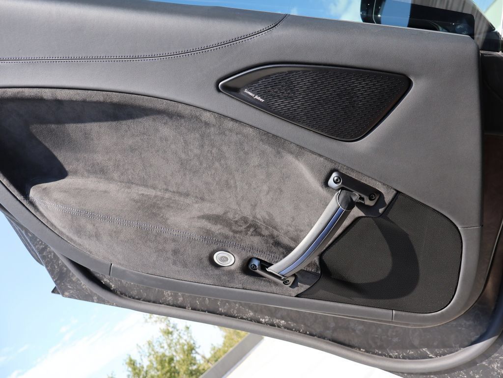 Used 2023 Maserati MC20 Coupe RWD image 38