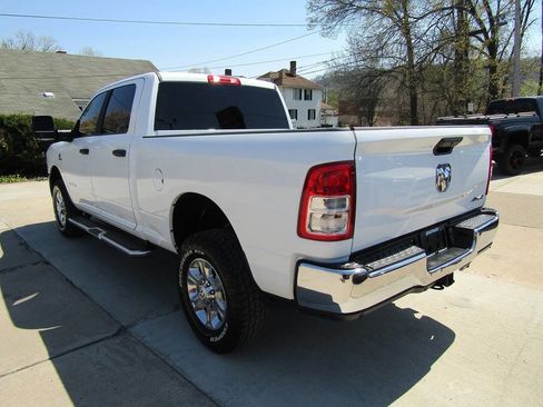 Used 2024 RAM 2500 Big Horn w/ Off Road Package image 6