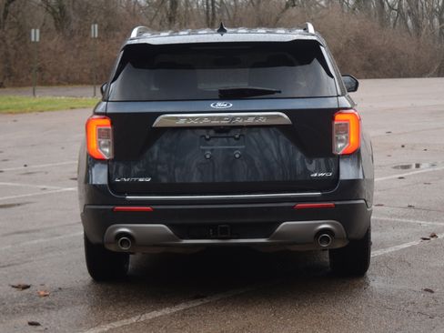 Used 2023 Ford Explorer Limited w/ Equipment Group 301A image 27