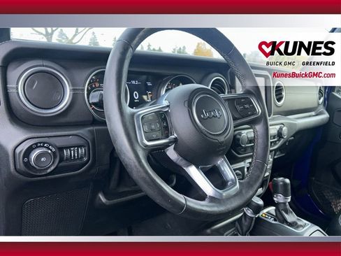 Used 2018 Jeep Wrangler Unlimited Moab w/ Quick Order Package 24M Moab image 17