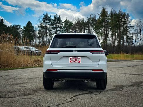 New 2026 Jeep Grand Cherokee Limited AWD/4WD image 4