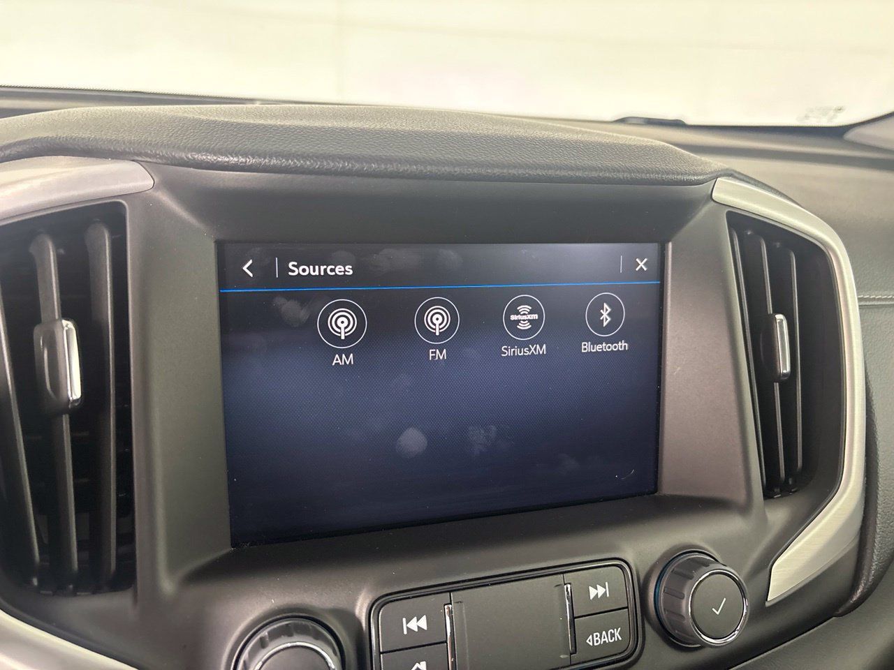 Used 2023 GMC Terrain SLT w/ Infotainment Package II AWD/4WD image 23