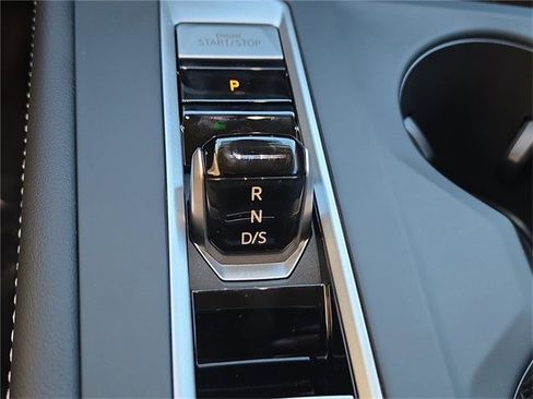 New 2026 Volkswagen Atlas SE image 23