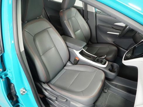 Used 2021 Chevrolet Bolt Premier w/ Infotainment Package image 2