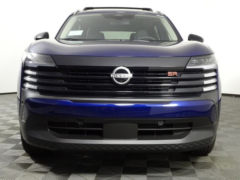 New 2026 Nissan Kicks SR w/ Cold Weather Package image 17