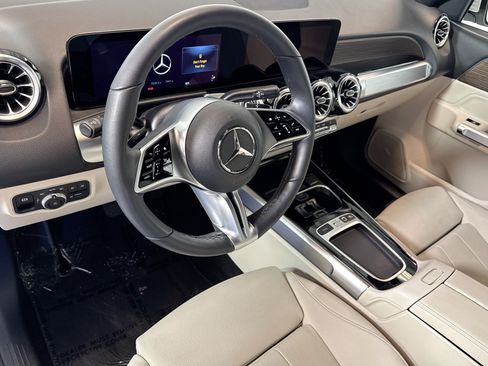 Certified 2026 Mercedes-Benz GLB 250 4MATIC image 9