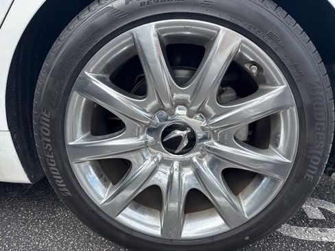 Used 2013 Hyundai Equus Signature image 6