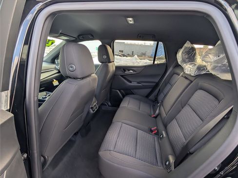 New 2026 Chevrolet Equinox LT image 8