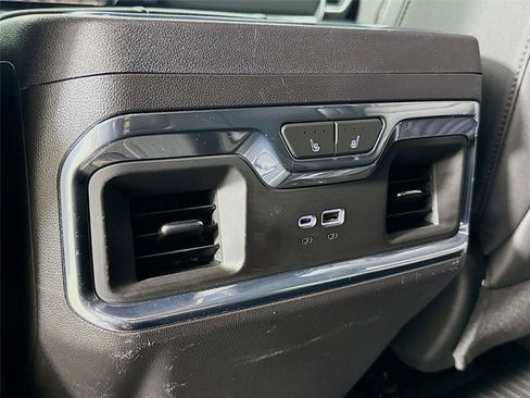 Used 2023 Chevrolet Silverado 1500 LTZ w/ LTZ Premium Package AWD/4WD image 27