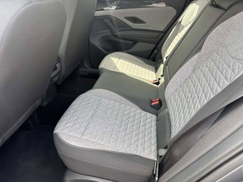 Certified 2025 Volkswagen Tiguan S FWD image 11