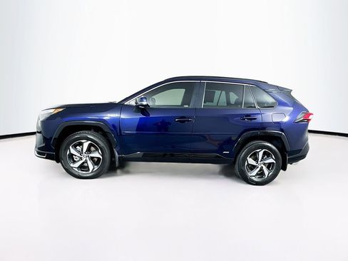 Used 2024 Toyota RAV4 SE image 6