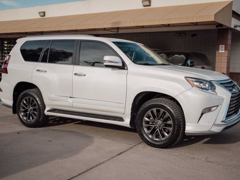 Used 2019 Lexus GX 460 Premium AWD/4WD image 6