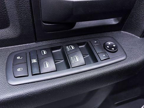 Used 2020 RAM 3500 Tradesman image 11