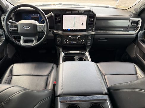 Used 2024 Ford F250 Lariat w/ Chrome Package AWD/4WD image 16
