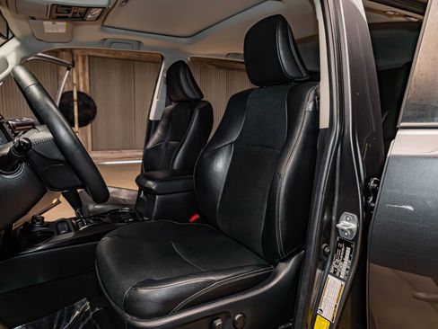 Used 2021 Toyota 4Runner Nightshade image 18