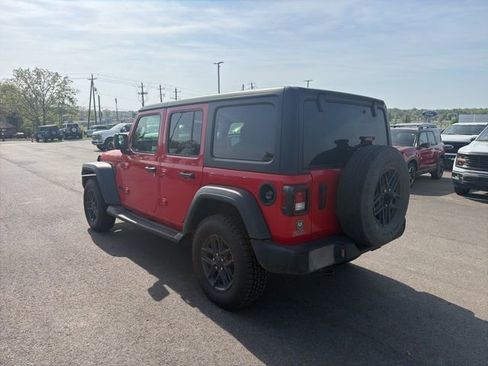 Used 2025 Jeep Wrangler Unlimited Sport w/ Convenience Group image 2