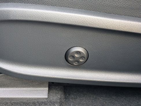 Certified 2023 Mercedes-Benz EQB 250+ image 22