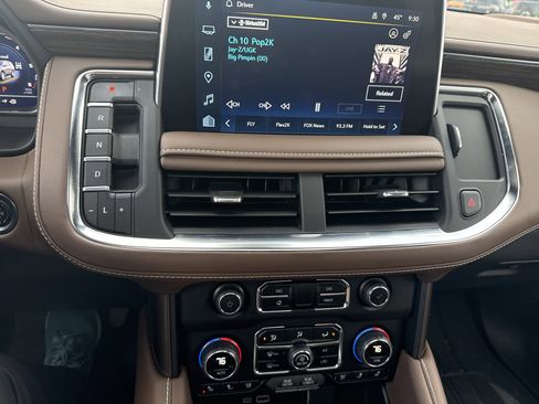 Used 2024 Chevrolet Tahoe High Country image 25