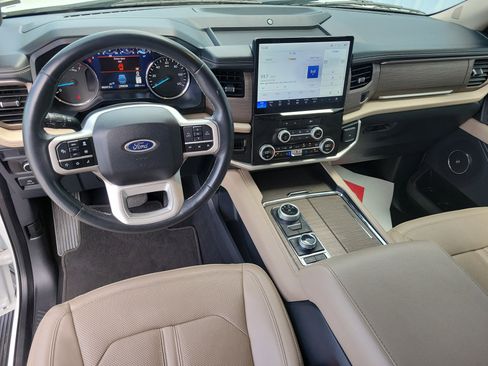 Used 2024 Ford Expedition Max Limited image 15