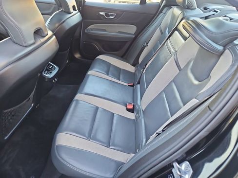 Used 2020 Volvo S60 T5 R-Design w/ Protection Package Premier FWD image 25