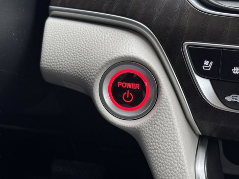 Certified 2019 Honda Accord Touring image 21