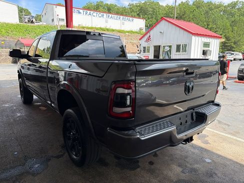 Used 2021 RAM 2500 Laramie AWD/4WD image 3