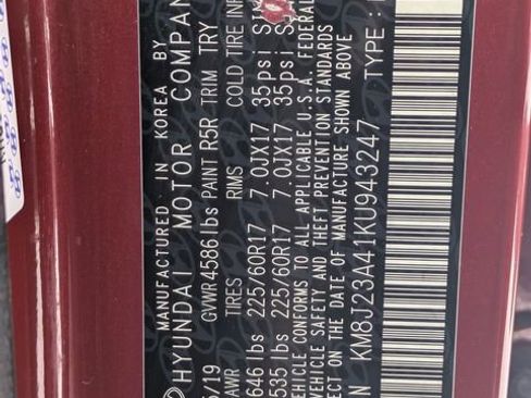 Used 2019 Hyundai Tucson SE image 30