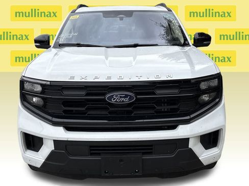 Certified 2025 Ford Expedition Active image 15