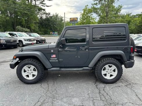 Used 2017 Jeep Wrangler Sport w/ Quick Order Package 24S AWD/4WD image 5